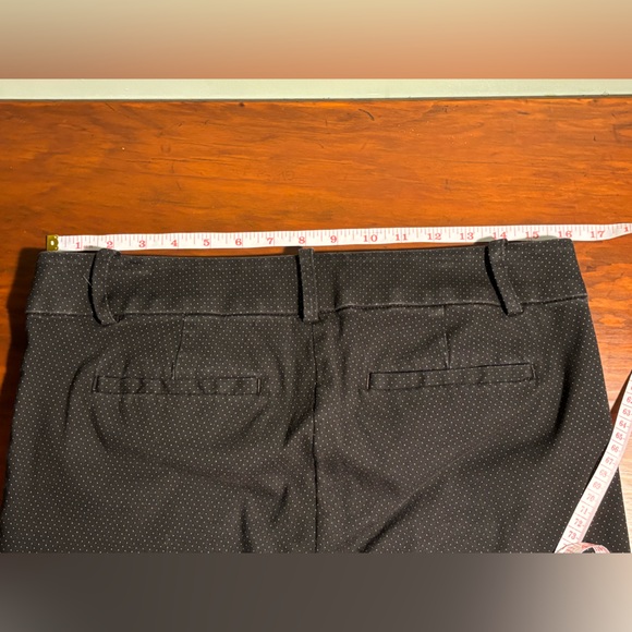 Loft black polka dotted slim ankle pant size 6 - Picture 6 of 8